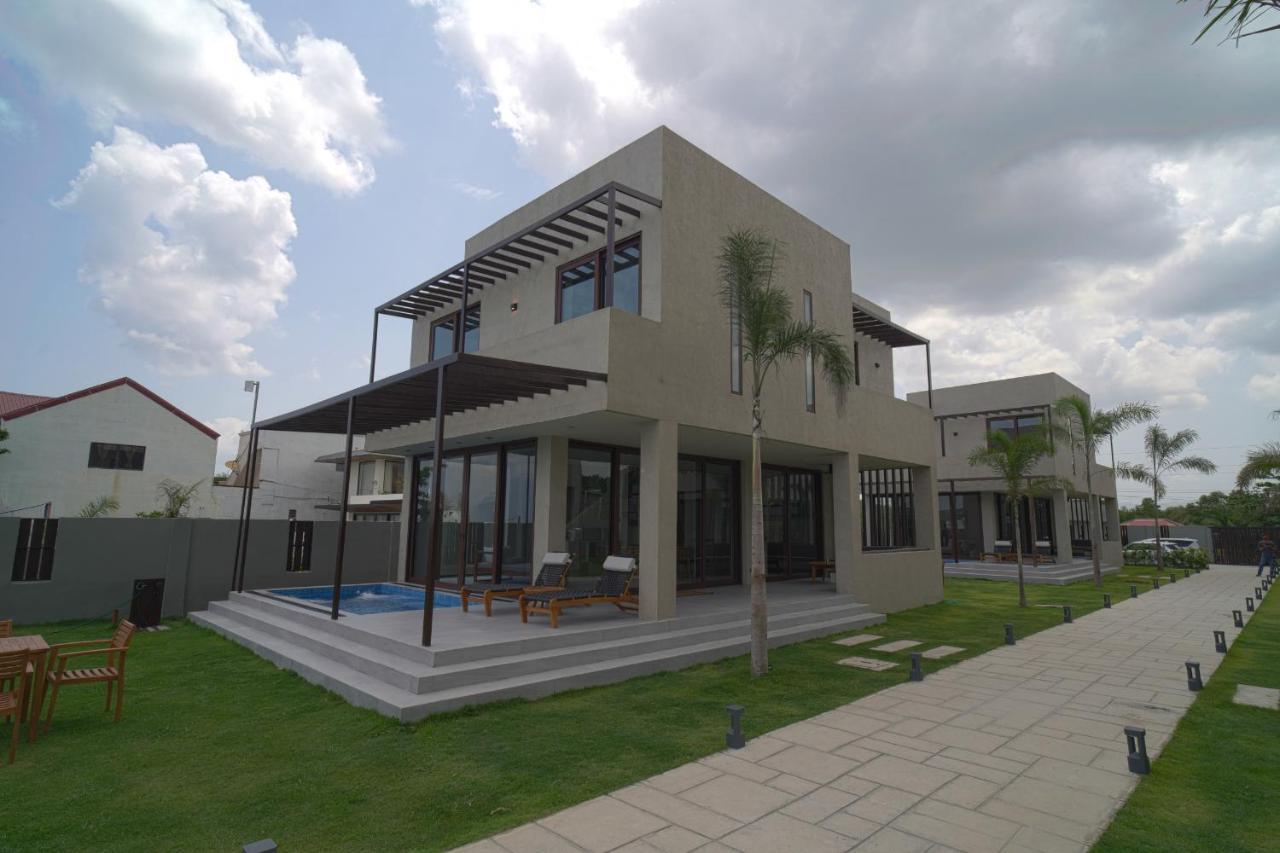 Araya Beach Casas Batangas Buitenkant foto